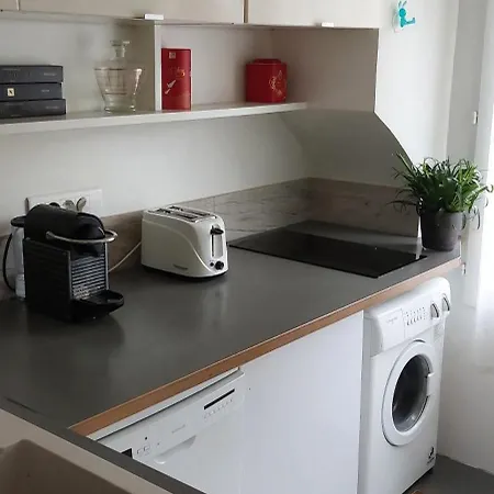 Quartier Saint Louis Apartment *